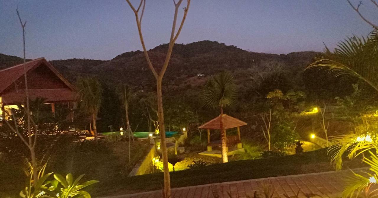 Tanjung Lima Villas Labuan Bajo Exterior foto
