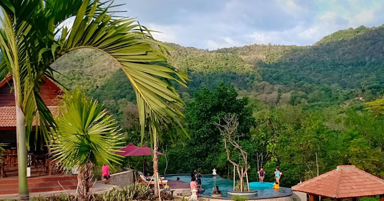 Tanjung Lima Villas Labuan Bajo Exterior foto