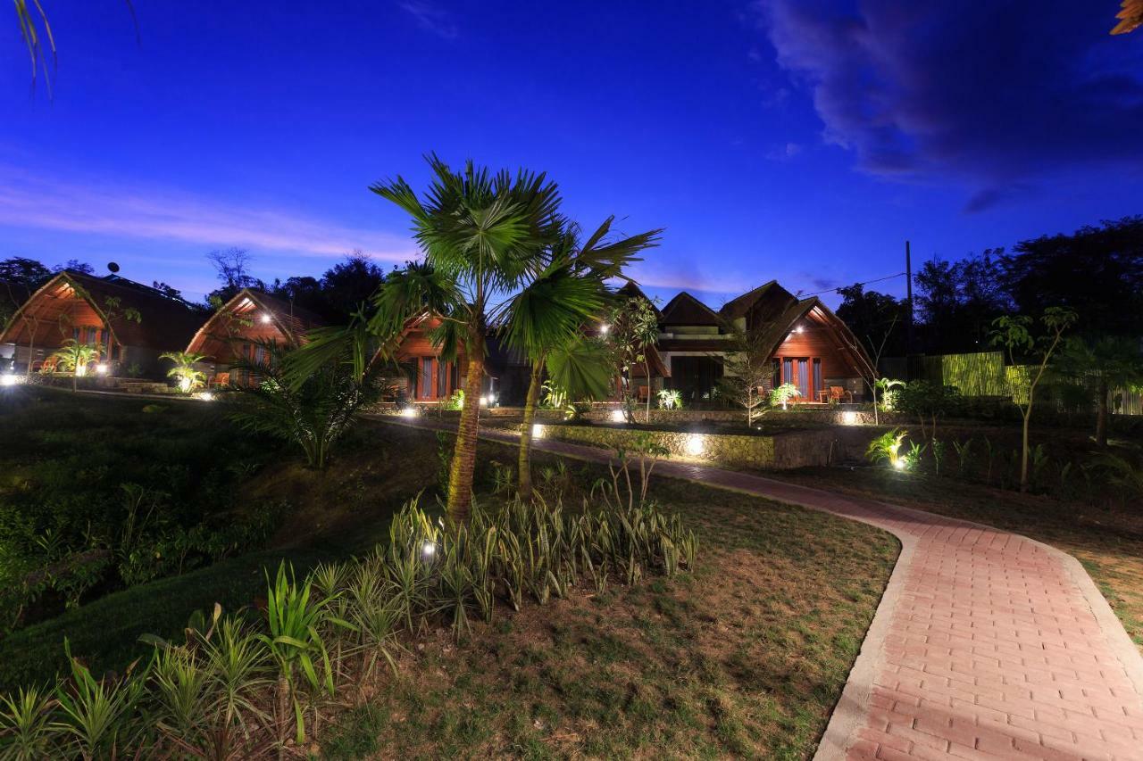 Tanjung Lima Villas Labuan Bajo Exterior foto